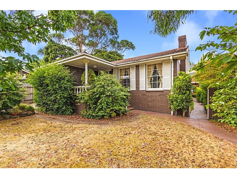 243 Gallaghers Rd & 45 Driftwood Dve, Glen Waverley VIC 3150