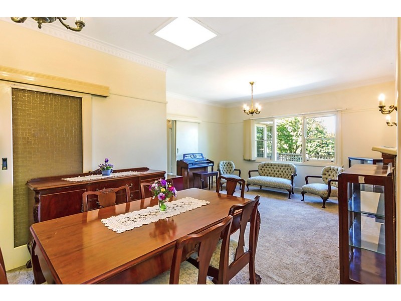 4 Talbett Street, Burwood VIC 3125