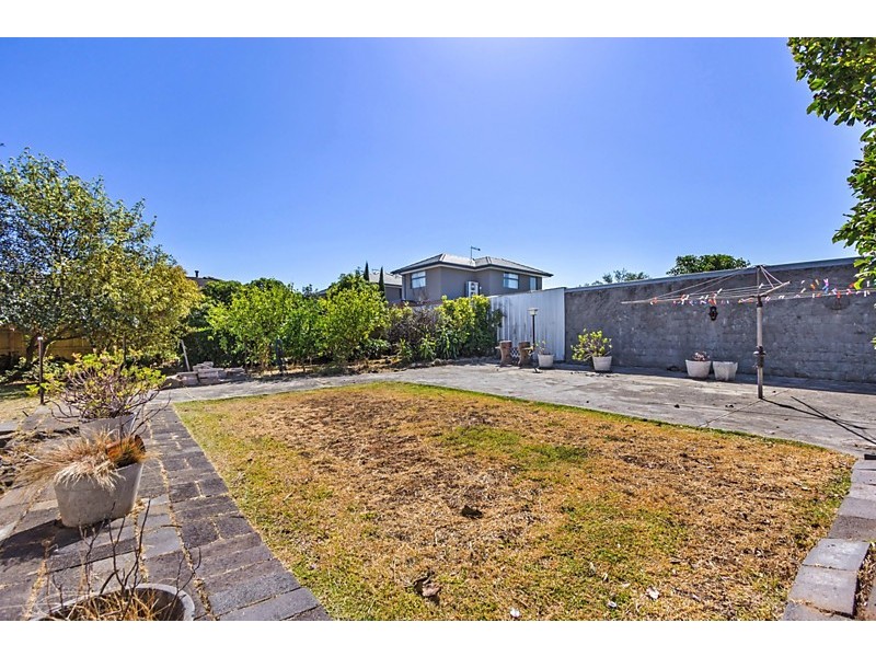 4 Talbett Street, Burwood VIC 3125