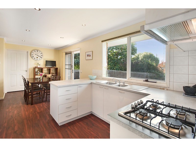 15B Hastings Avenue, Blackburn South VIC 3130