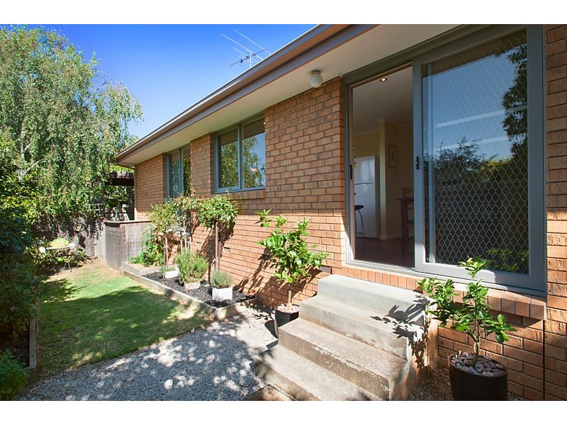 15B Hastings Avenue, Blackburn South VIC 3130