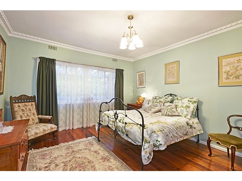32  Purches Street, Mitcham VIC 3132