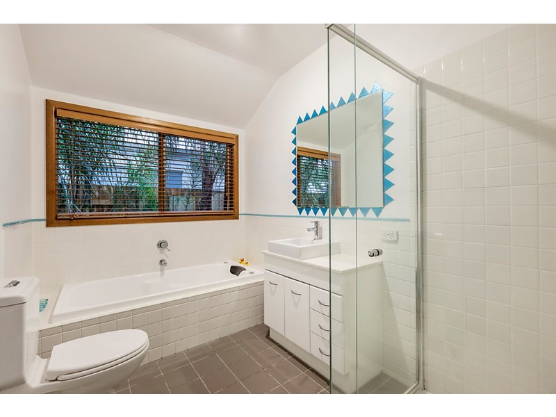 33 Alwyn Street, Mitcham VIC 3132