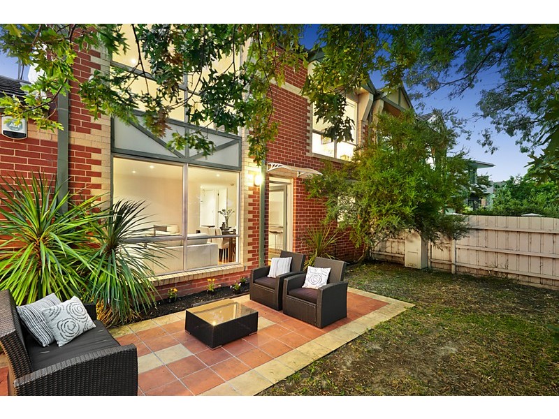 1/74-76 Doncaster East Road, Mitcham VIC 3132