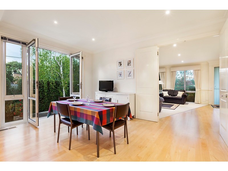 64 Laurel Grove, Blackburn VIC 3130