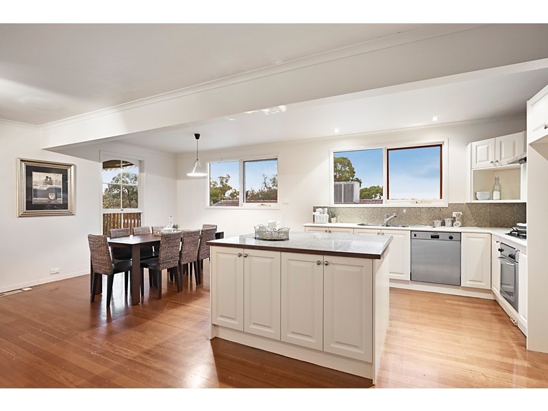 6  Omega Court, Mitcham VIC 3132