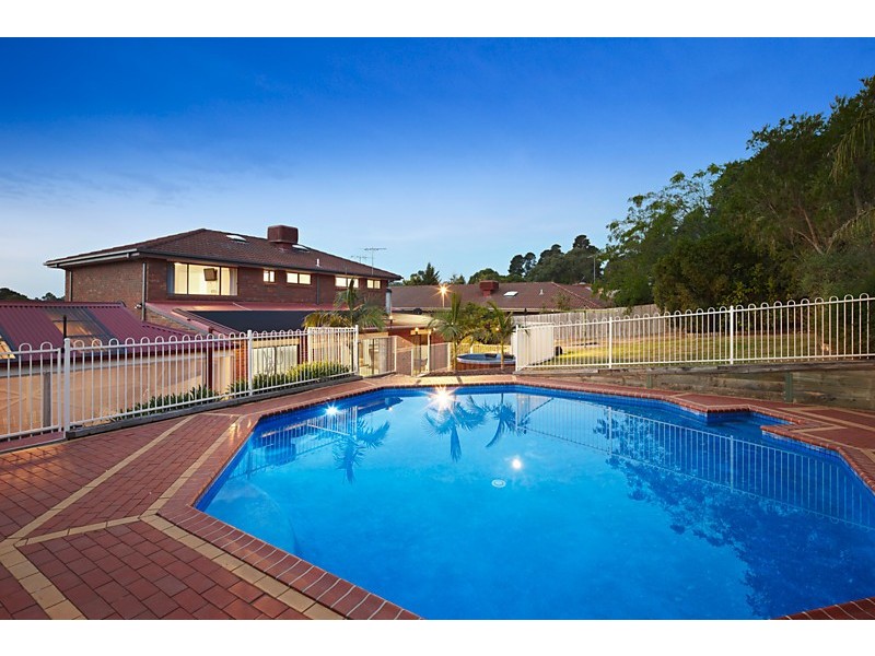 6 Oakleaf Court, Ringwood VIC 3134