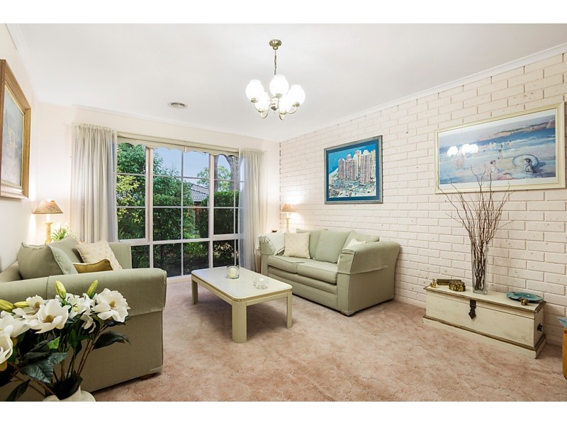 2/91 Surrey Road, Blackburn North VIC 3130