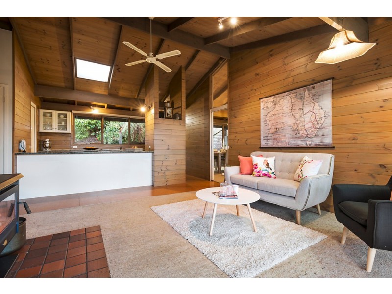 11 Frodsham Road, Ringwood VIC 3134