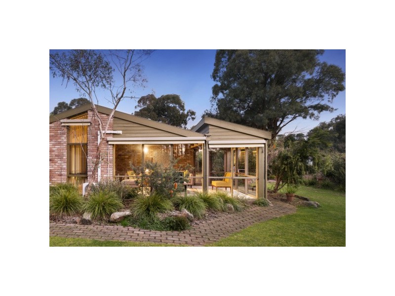 11 Frodsham Road, Ringwood VIC 3134