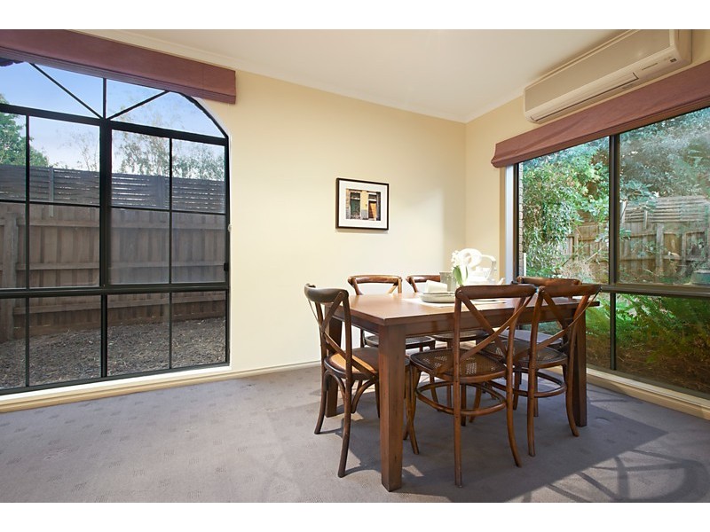 11 Kurrajong Way, Blackburn North VIC 3130