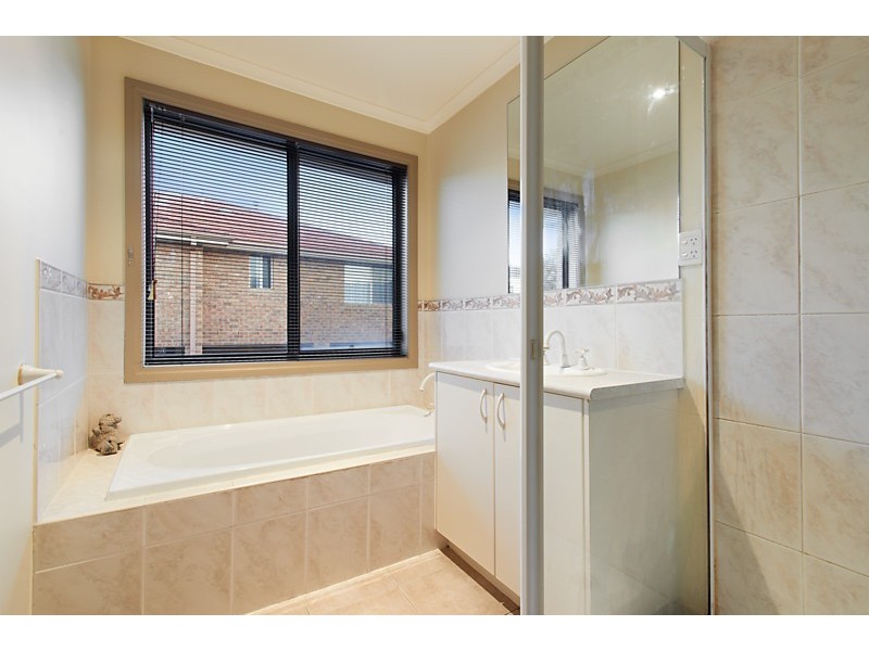 11 Kurrajong Way, Blackburn North VIC 3130
