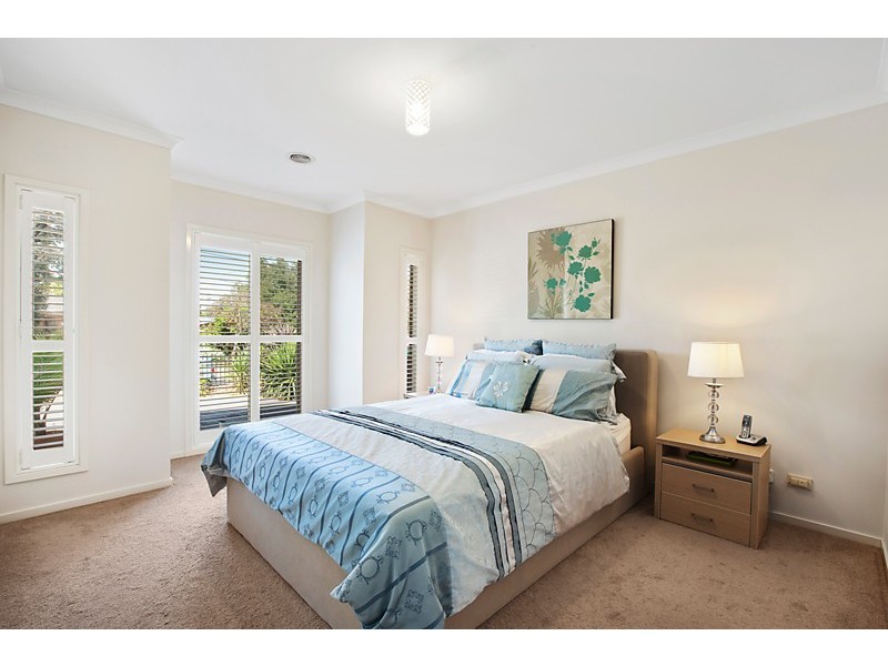 9 Dundee Street, Blackburn South VIC 3130