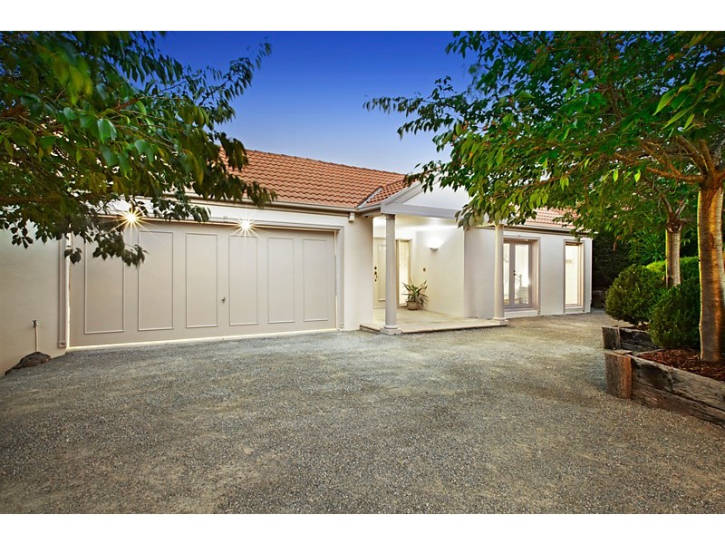 54 Eden Valley Road, Warranwood VIC 3134