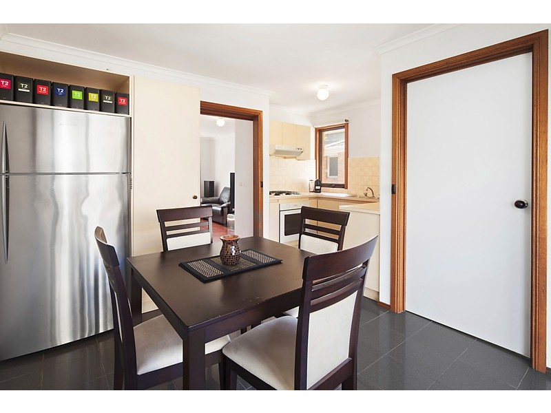 2/194 Surrey Road, Blackburn VIC 3130