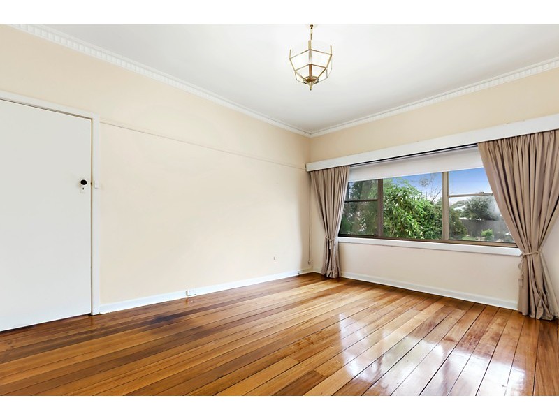 1 Lulworth Street, Blackburn North VIC 3130