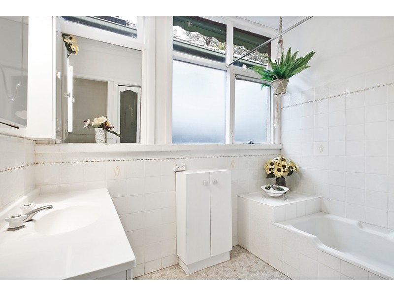 17 Sheehans Road, Blackburn VIC 3130