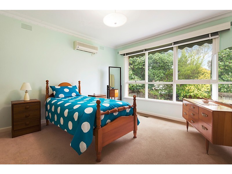 42 Bennett Street, Forest Hill VIC 3131