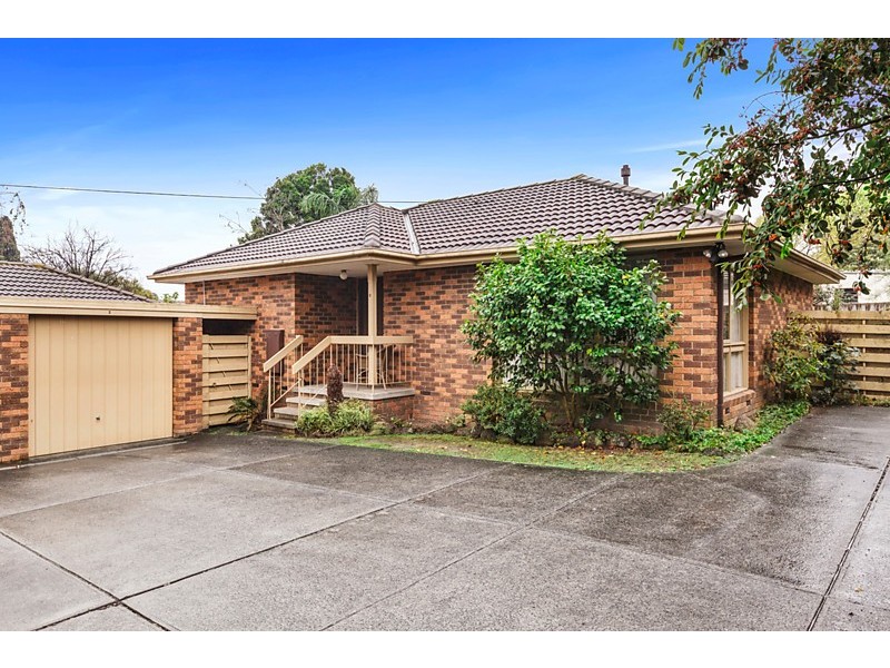 2/3 Barrina Street, Blackburn South VIC 3130