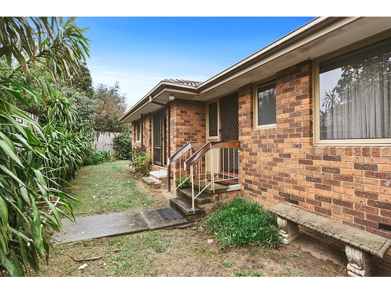 2/3 Barrina Street, Blackburn South VIC 3130