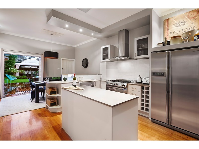 8 Calcutta Street, Mitcham VIC 3132