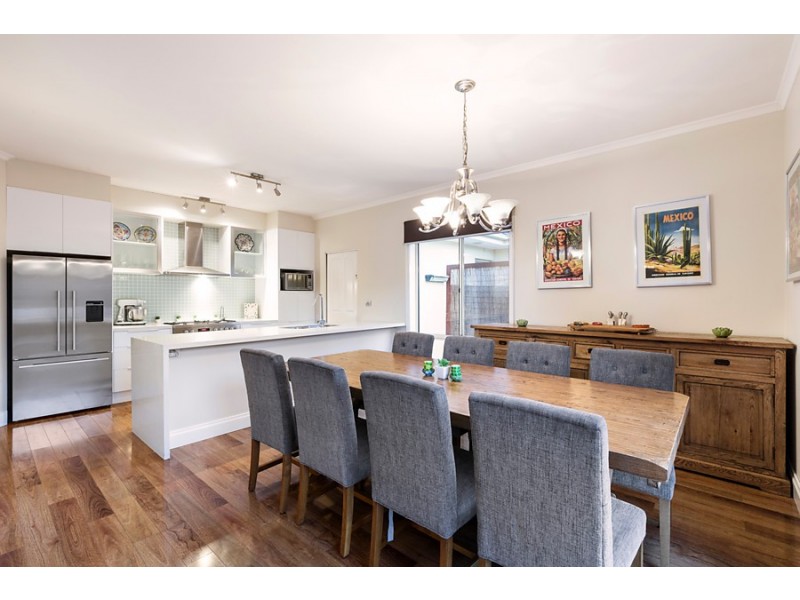 26 Arlington Walk, Vermont VIC 3133