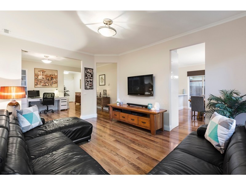 26 Arlington Walk, Vermont VIC 3133