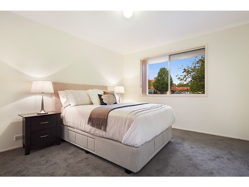 16 Sandon Circuit, Forest Hill VIC 3131