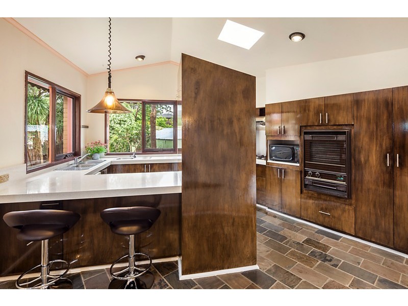 15 Christa Avenue, Burwood East VIC 3151