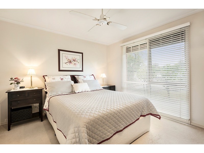 1/60 Edinburgh Road, Blackburn South VIC 3130