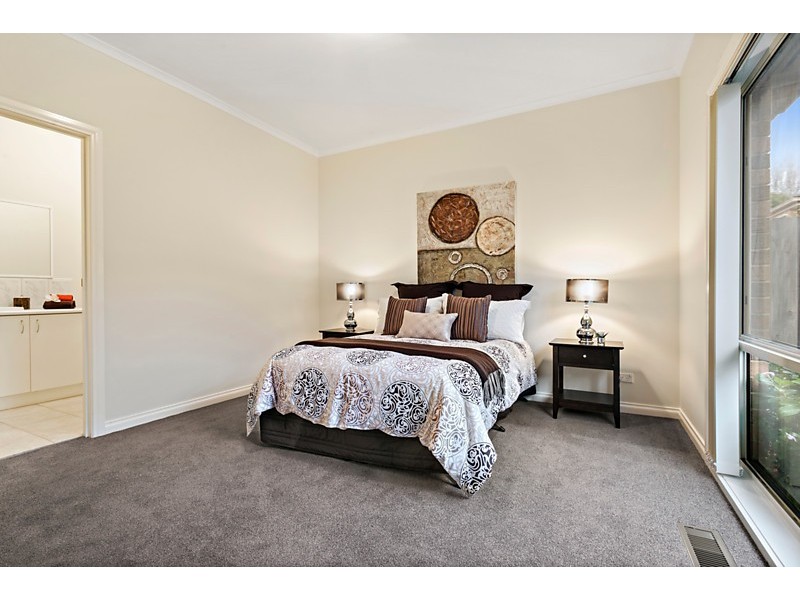 3/11 Walker Avenue, Mitcham VIC 3132