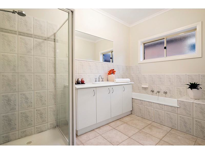 3/11 Walker Avenue, Mitcham VIC 3132