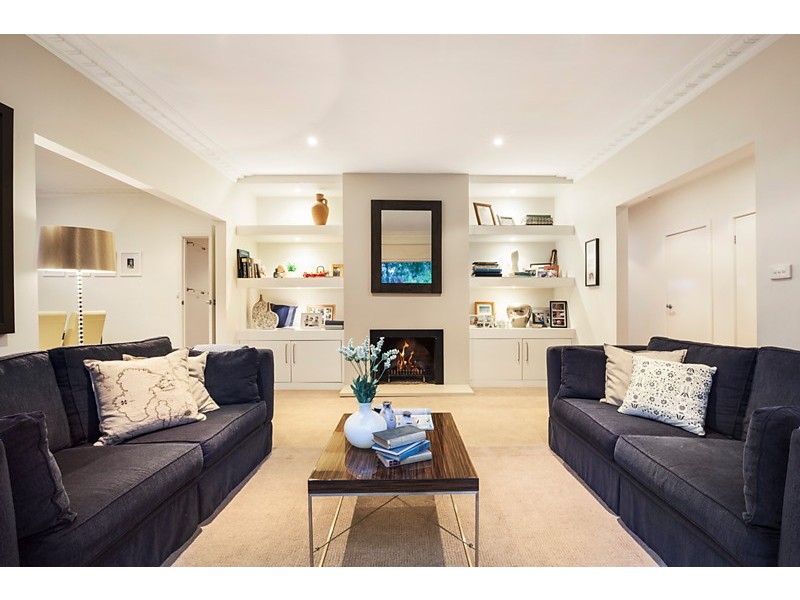 8 Broomhill Avenue, Blackburn VIC 3130