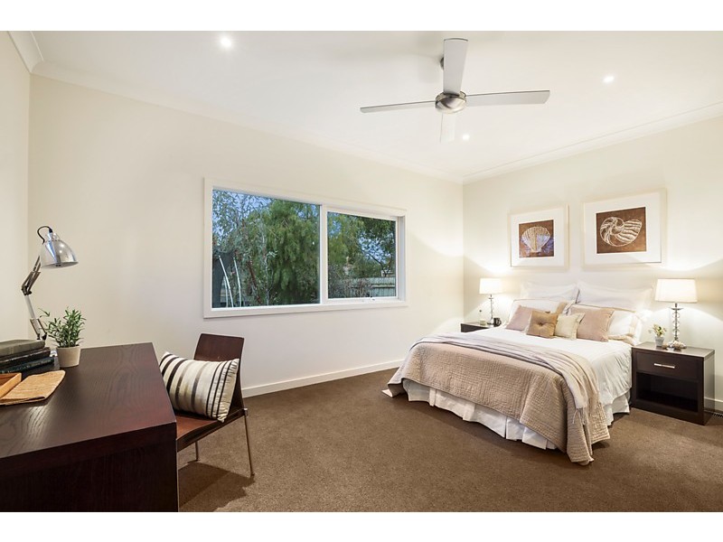 8 Broomhill Avenue, Blackburn VIC 3130