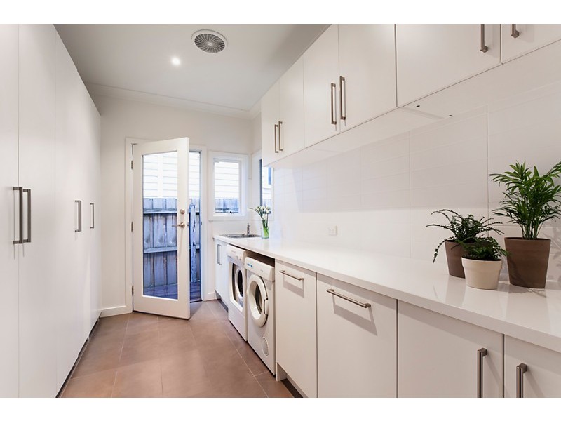 8 Broomhill Avenue, Blackburn VIC 3130