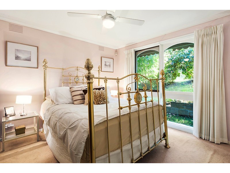 27 Baird Street, Doncaster VIC 3108