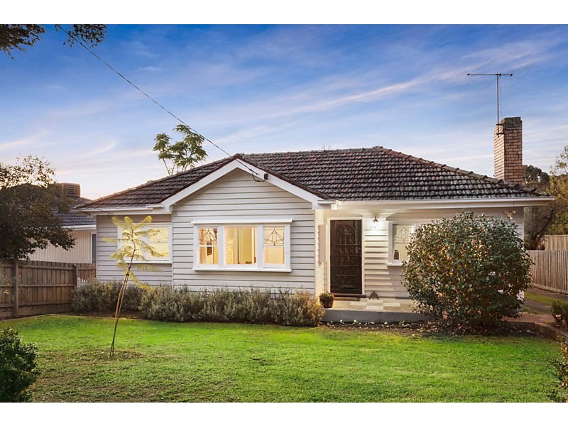 20 Winton Street, Burwood VIC 3125