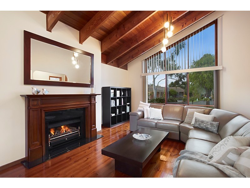 45 Severn Crescent, Rowville VIC 3178