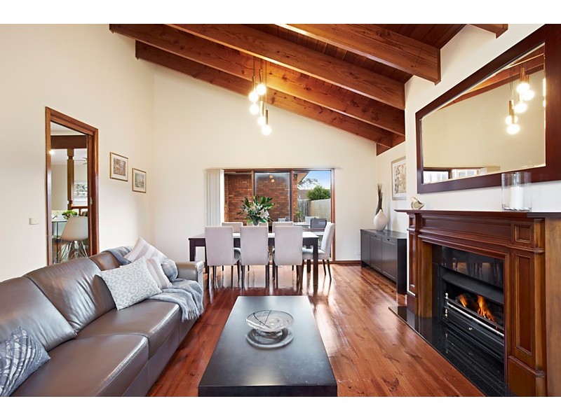 45 Severn Crescent, Rowville VIC 3178