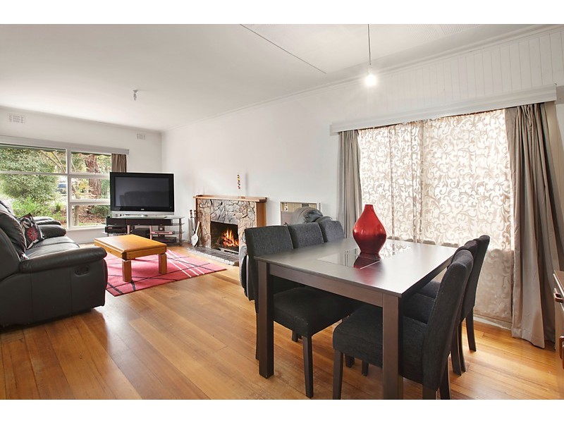 10 Dudley Street, Mitcham VIC 3132