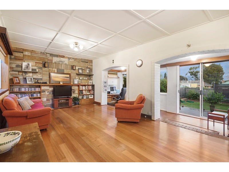 6 Oleanda Crescent, Nunawading VIC 3131