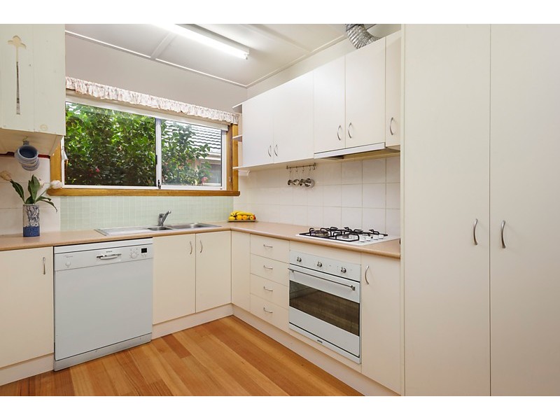 6 Oleanda Crescent, Nunawading VIC 3131