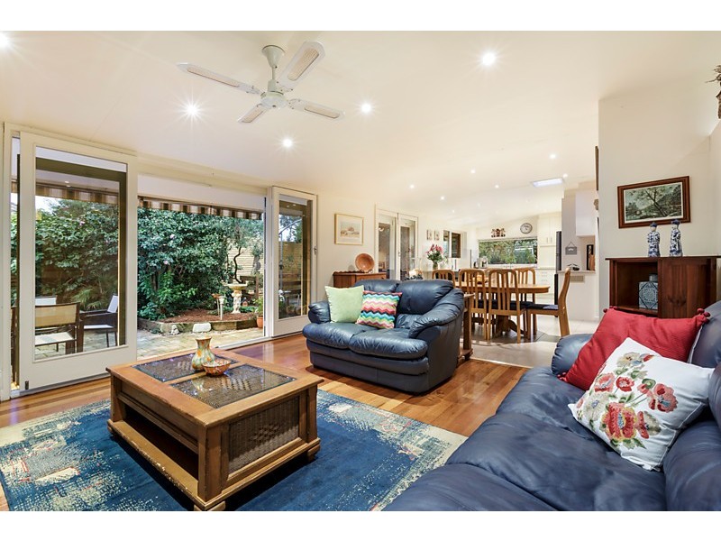 43 Holland Road, Blackburn South VIC 3130