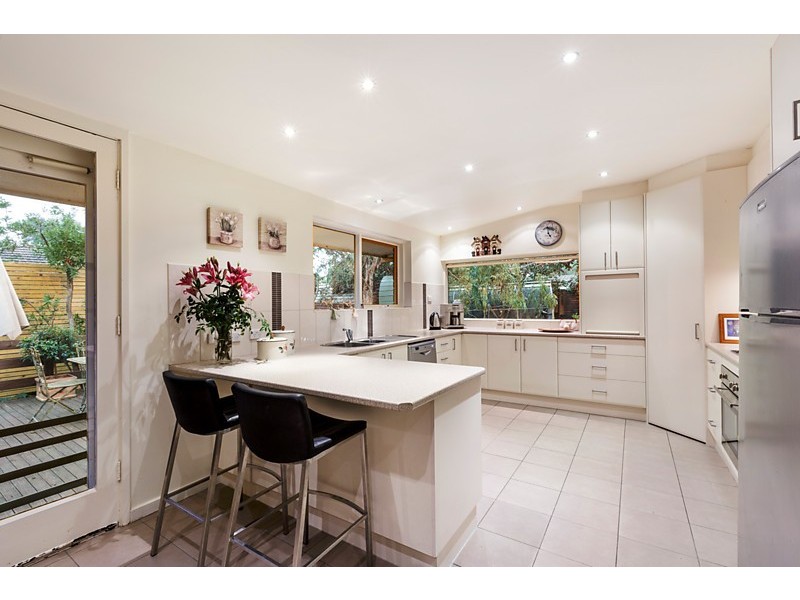 43 Holland Road, Blackburn South VIC 3130