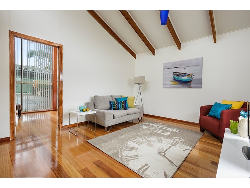 26 McClares Road, Vermont VIC 3133