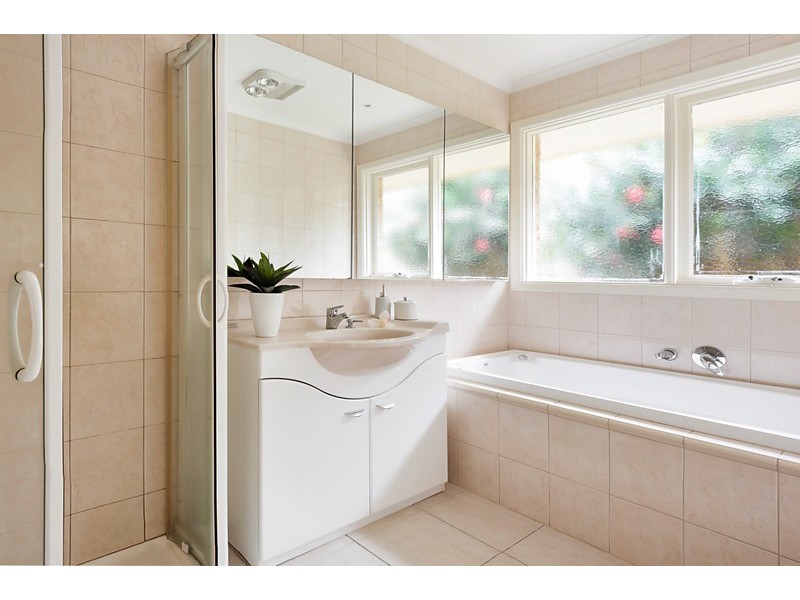 26 McClares Road, Vermont VIC 3133