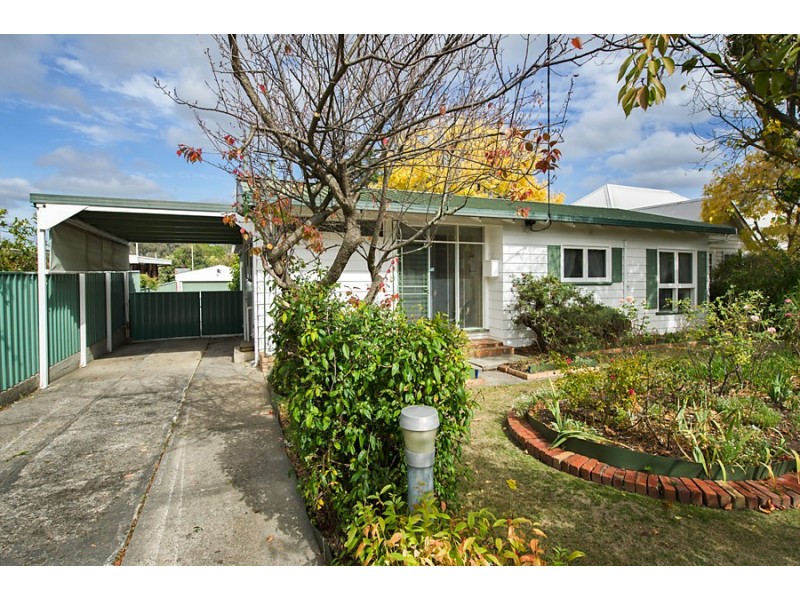 14 Stanley Grove, Blackburn VIC 3130