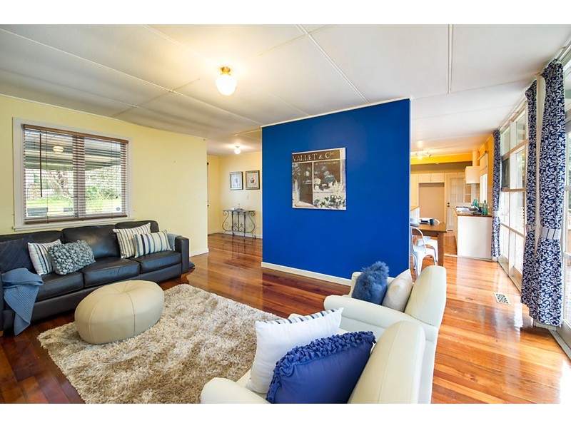 11 Irvine Street, Mitcham VIC 3132