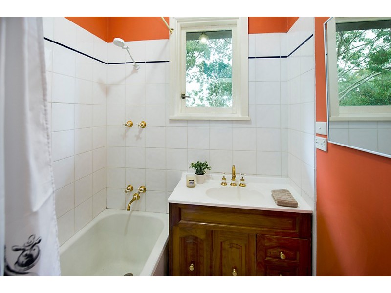 11 Irvine Street, Mitcham VIC 3132