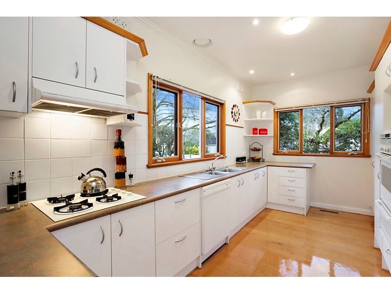 6 Elder Street, Blackburn VIC 3130